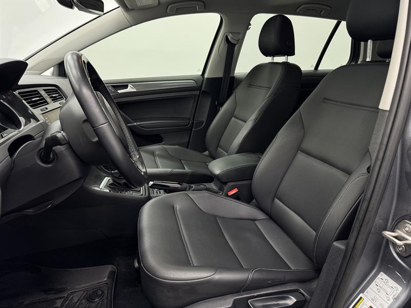 volkswagen Golf 2019 - 2