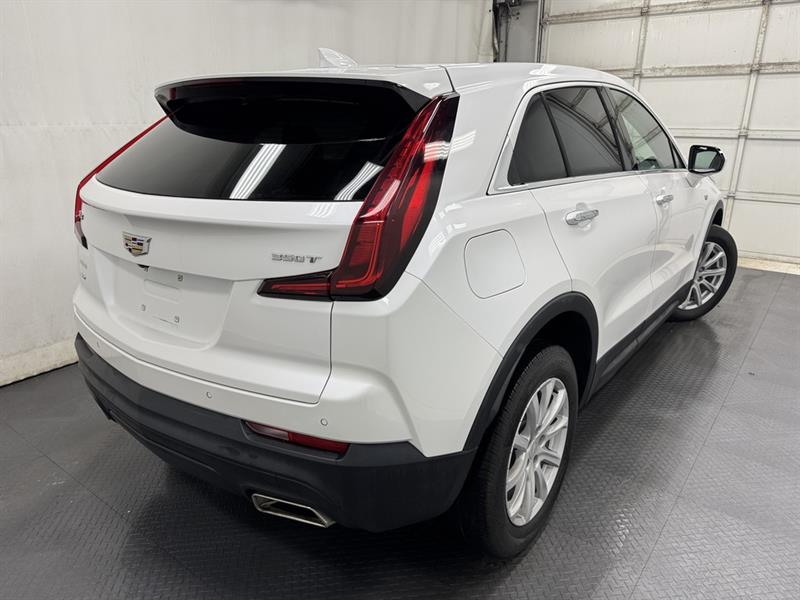 cadillac XT4 2022 - 9