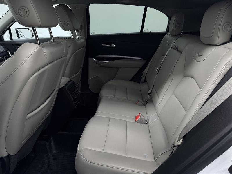 cadillac XT4 2022 - 33