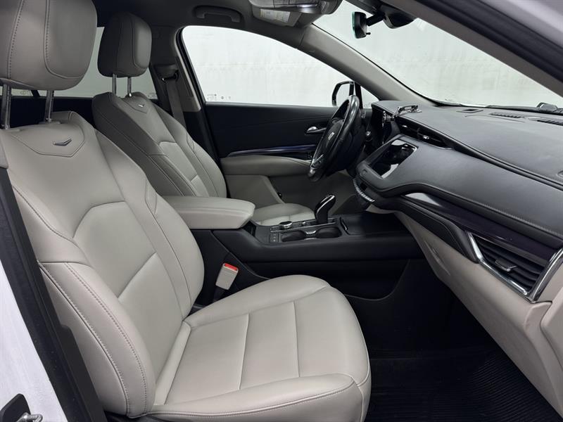 cadillac XT4 2022 - 35