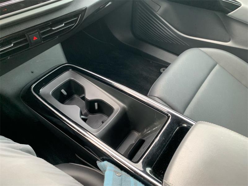 volkswagen ID.4 2024 - 25