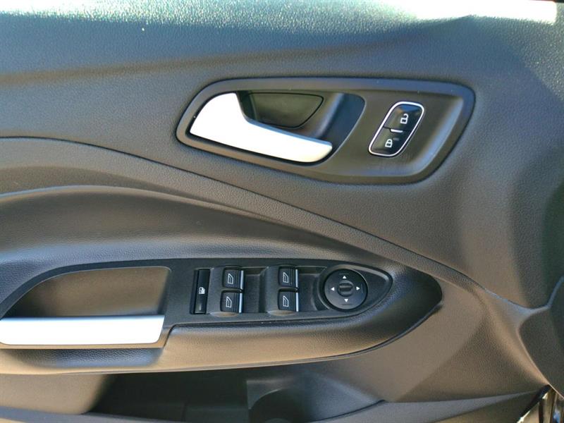 ford Escape 2017 - 12