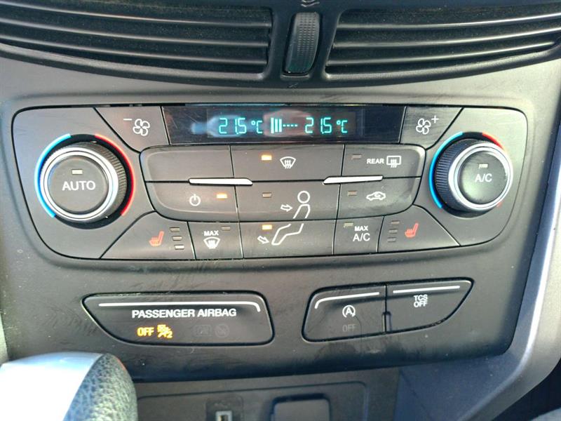 ford Escape 2017 - 16