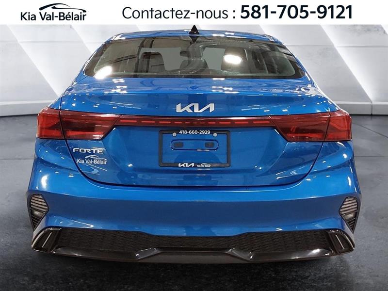 kia Forte 2022 - 12