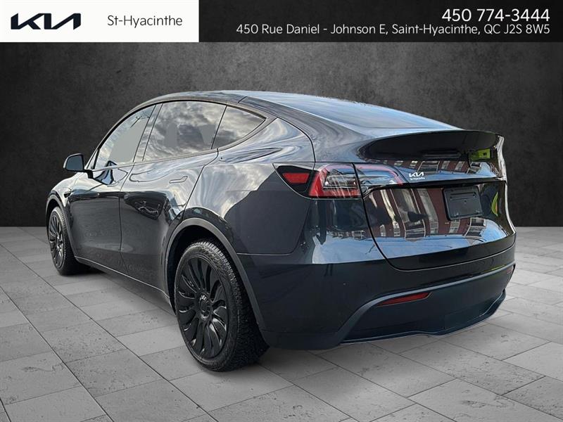 tesla Model Y 2024 - 3