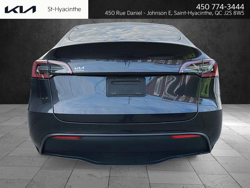 tesla Model Y 2024 - 4