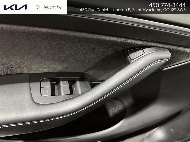 tesla Model Y 2024 - 16