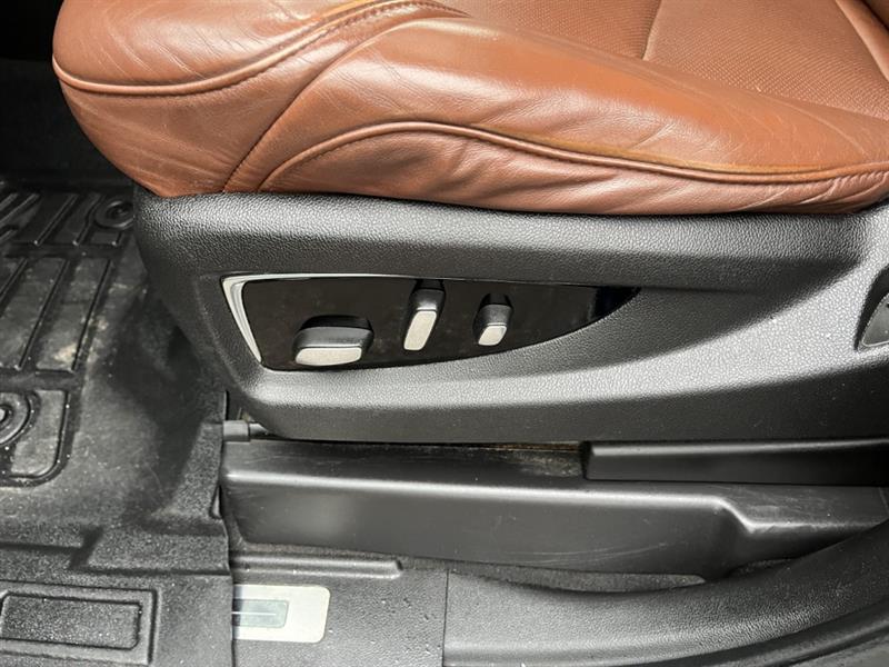 cadillac Escalade ESV 2017 - 18