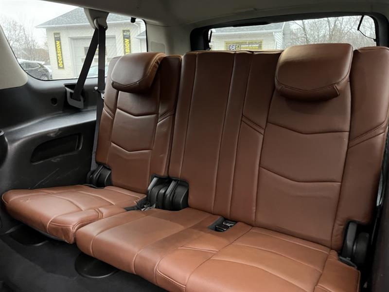 cadillac Escalade ESV 2017 - 23