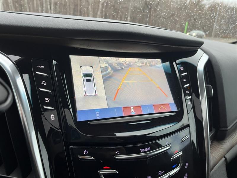 cadillac Escalade ESV 2017 - 32