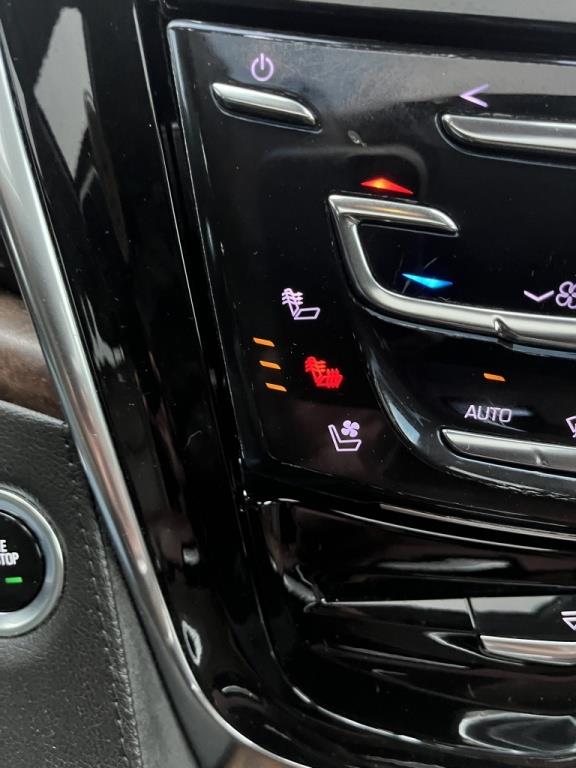 cadillac Escalade ESV 2017 - 33