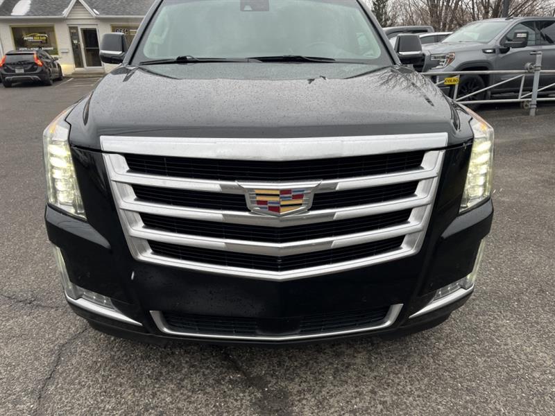 cadillac Escalade ESV 2017 - 42