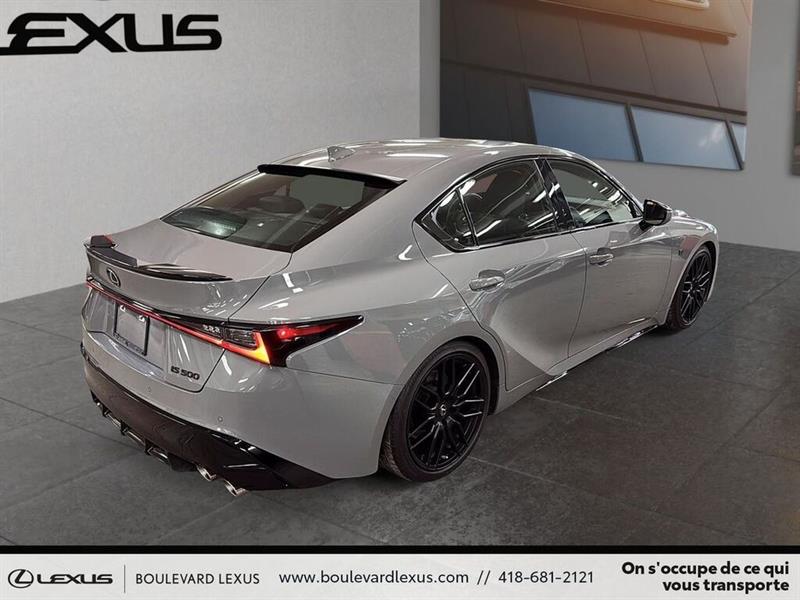 lexus IS  2022 - 4