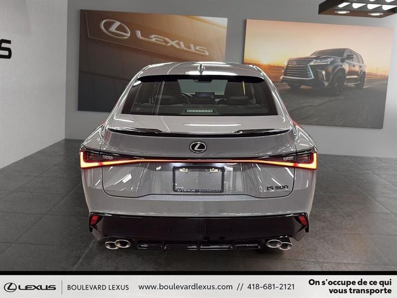 lexus IS  2022 - 5
