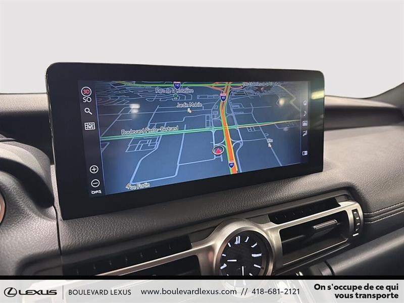 lexus IS  2022 - 14