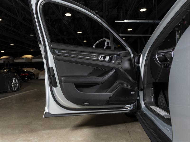 porsche Panamera 2018 - 24