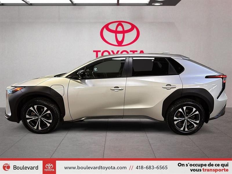 toyota bZ4X 2023 - 7