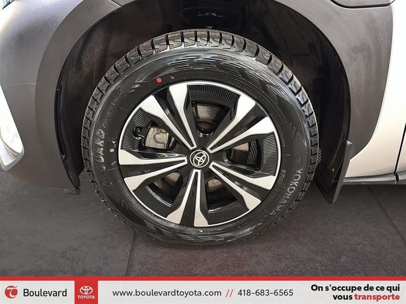 toyota bZ4X 2023 - 8