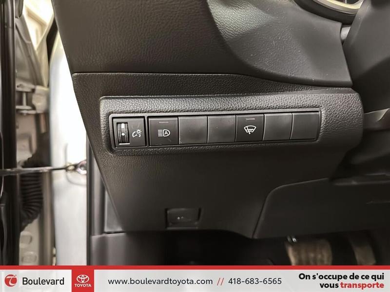 toyota Corolla 2023 - 12