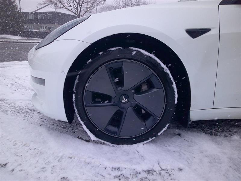 tesla Model 3 2021 - 9