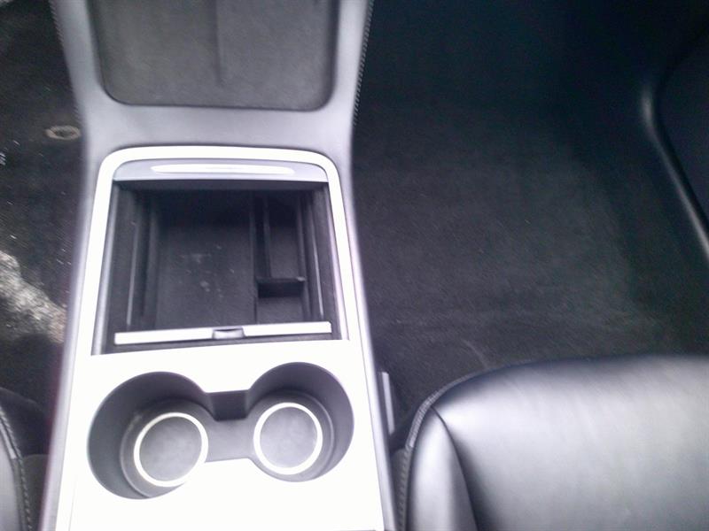 tesla Model 3 2021 - 15