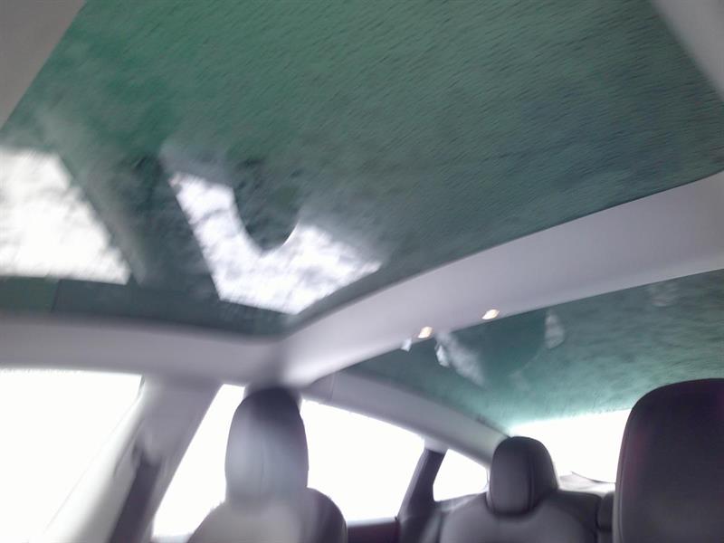 tesla Model 3 2021 - 17