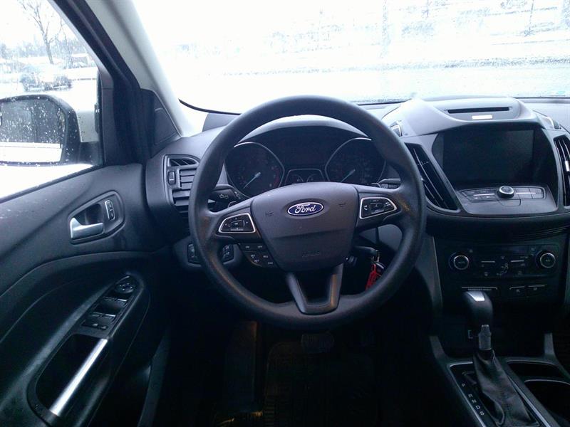 ford Escape 2017 - 12