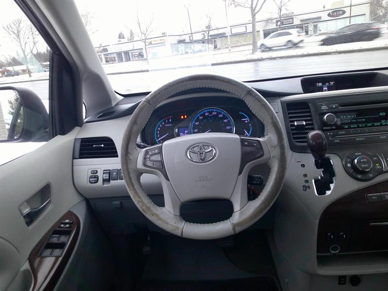 toyota Sienna 2013 - 11