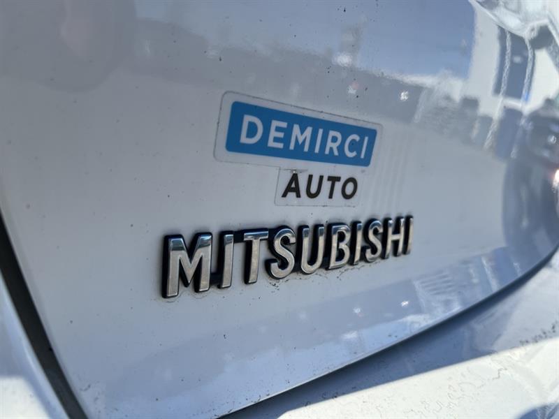 mitsubishi Lancer 2012 - 3