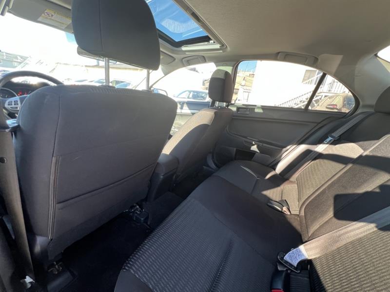 mitsubishi Lancer 2012 - 21