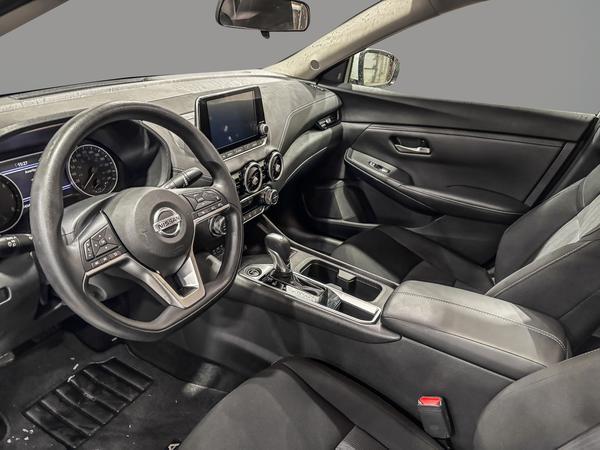 nissan Sentra 2023 - 10