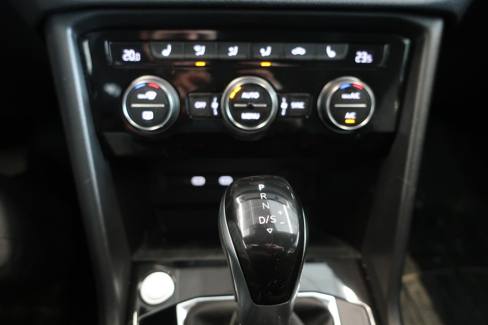 volkswagen Taos 2024 - 16