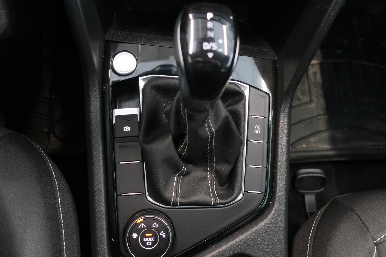 volkswagen Taos 2024 - 18