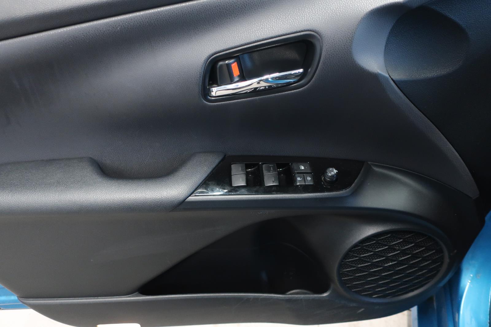 toyota Prius Prime 2019 - 11