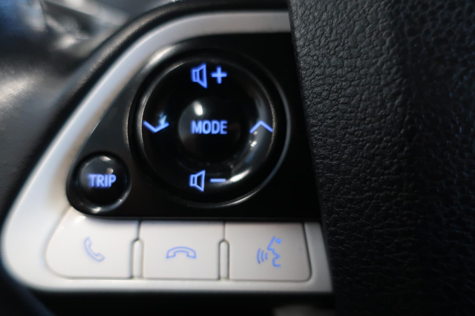 toyota Prius Prime 2019 - 14