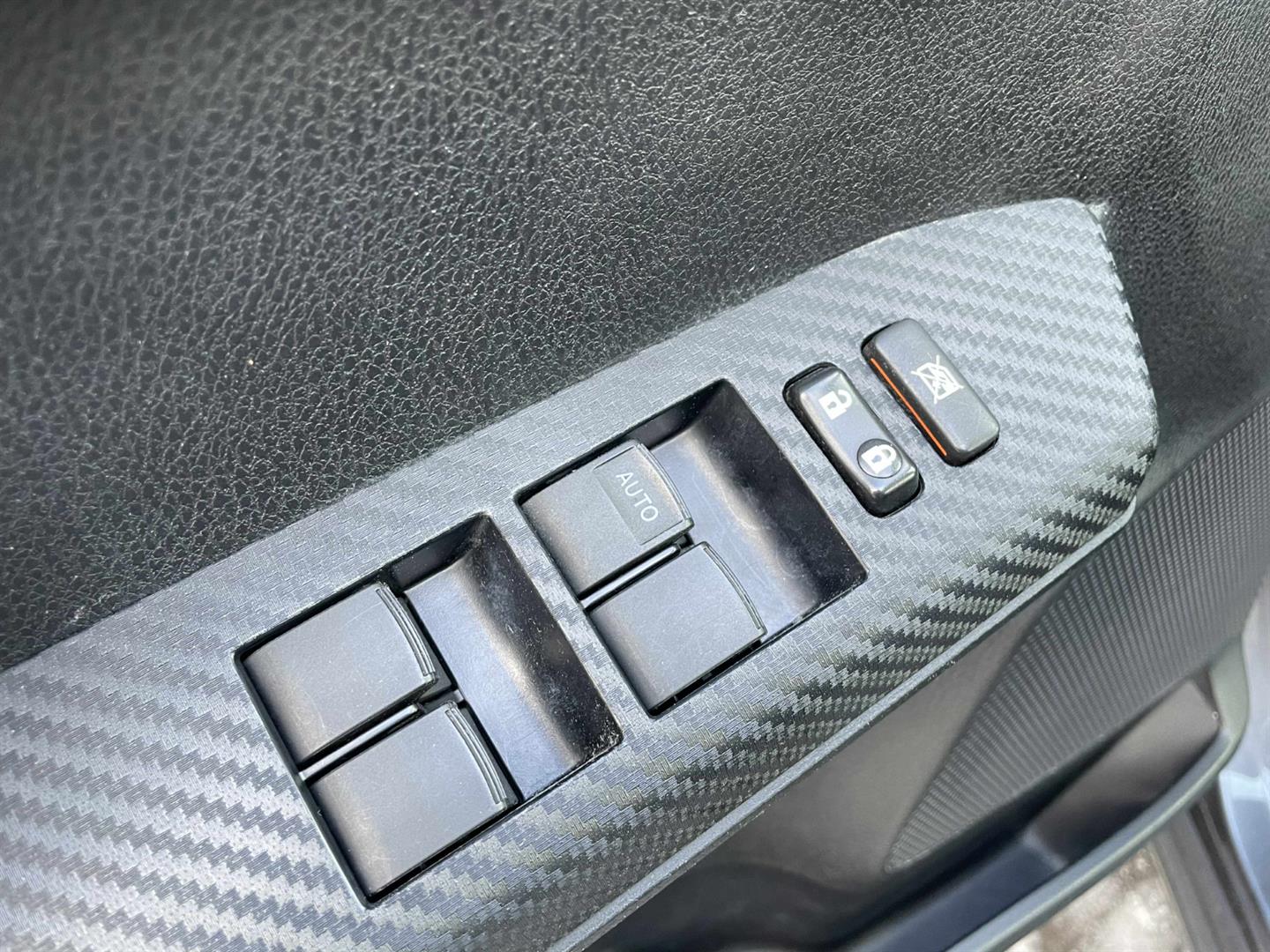 toyota RAV4 2015 - 12