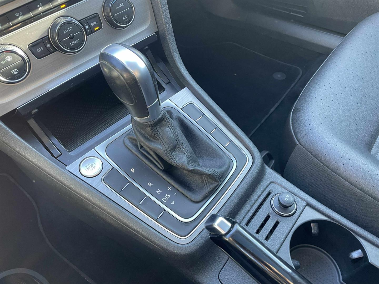 volkswagen Golf 2017 - 11