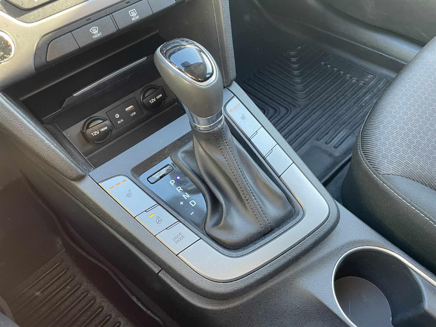 hyundai Elantra 2018 - 12