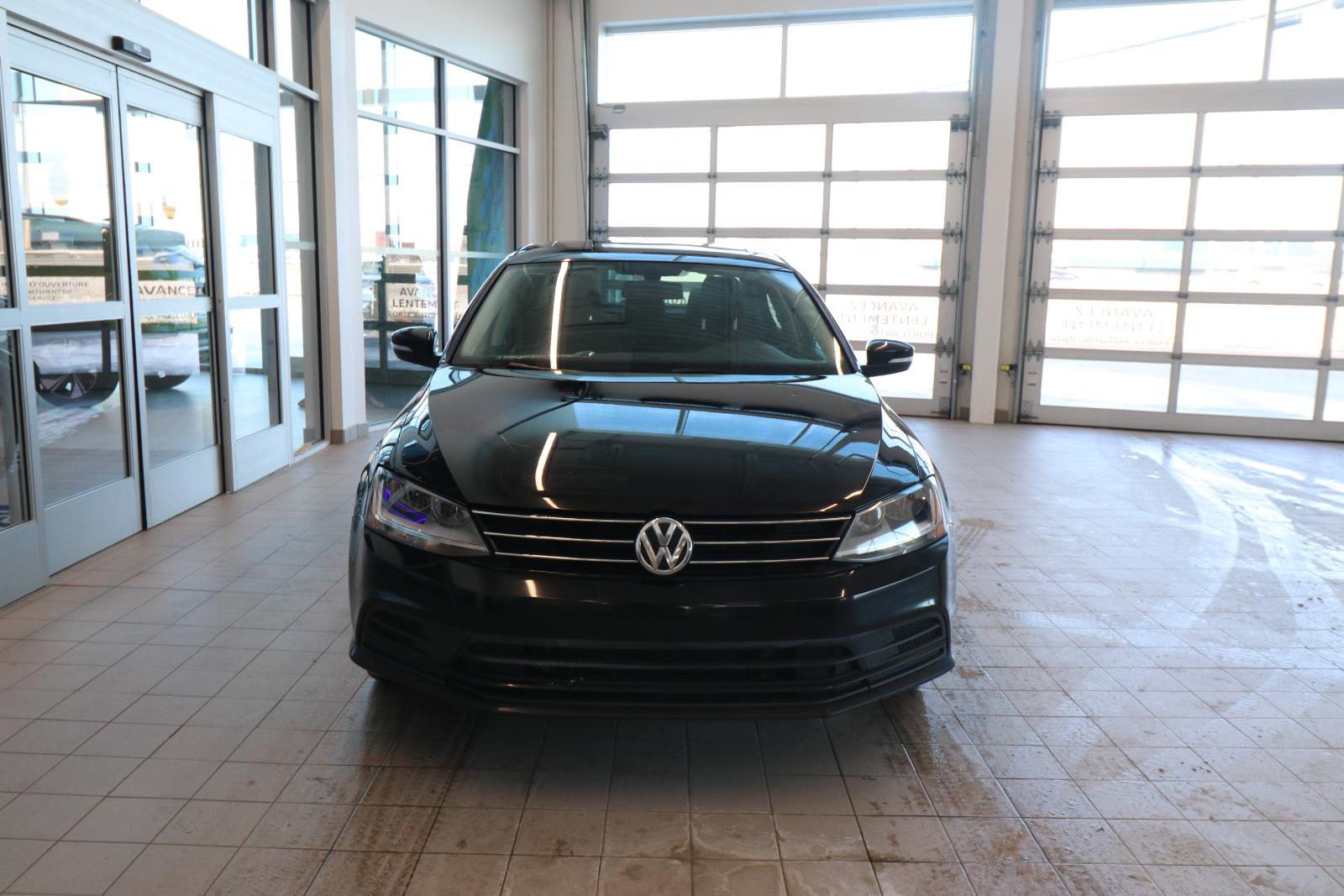volkswagen Jetta Sedan 2017 - 3