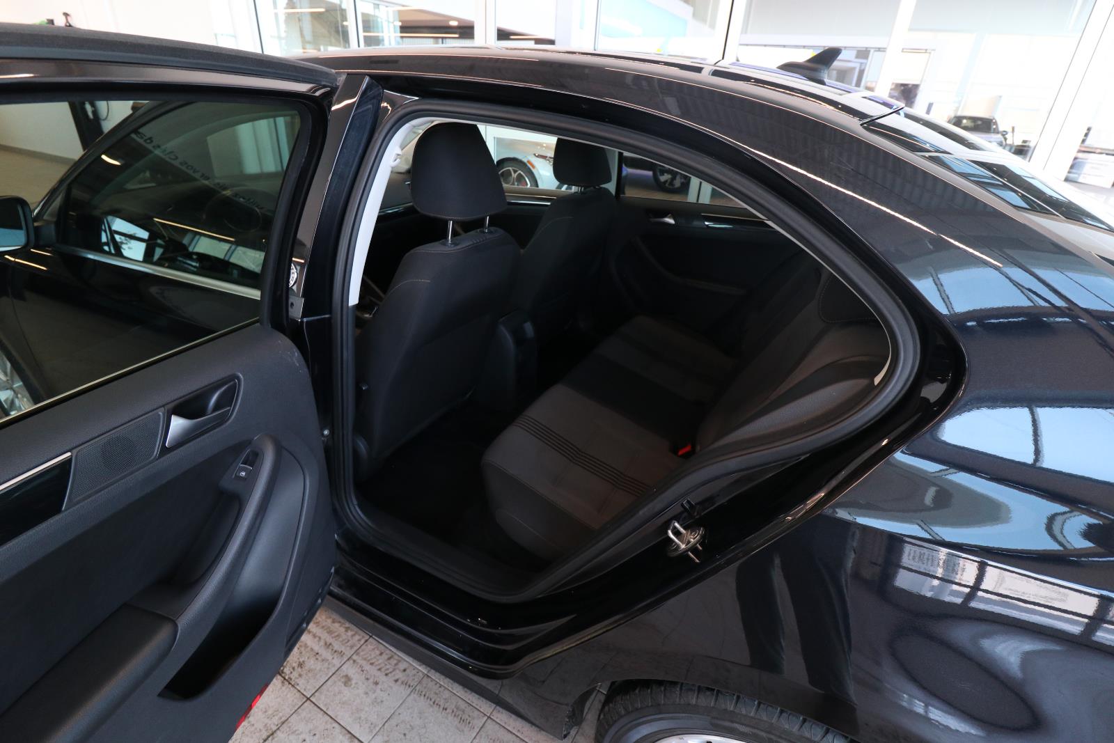 volkswagen Jetta Sedan 2017 - 15