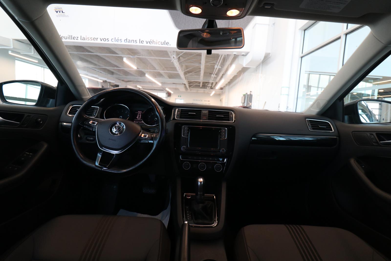 volkswagen Jetta Sedan 2017 - 16