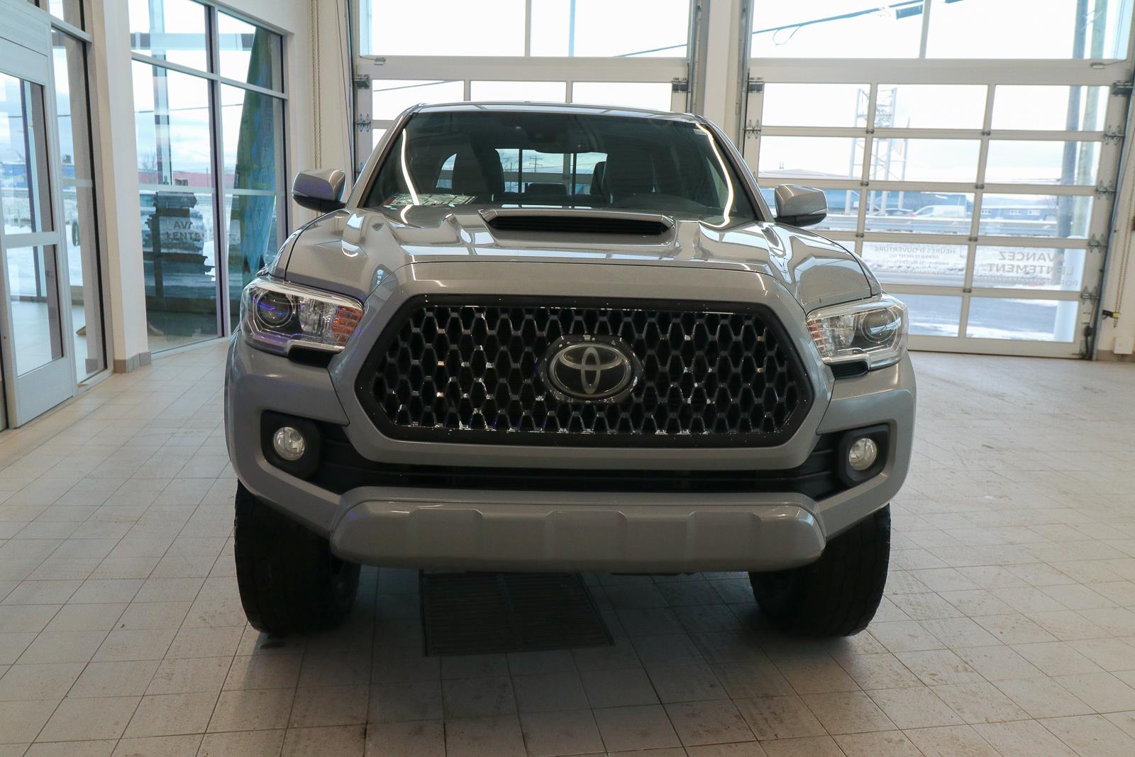 toyota Tacoma 2018 - 3