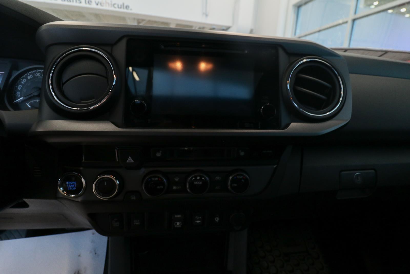 toyota Tacoma 2018 - 13