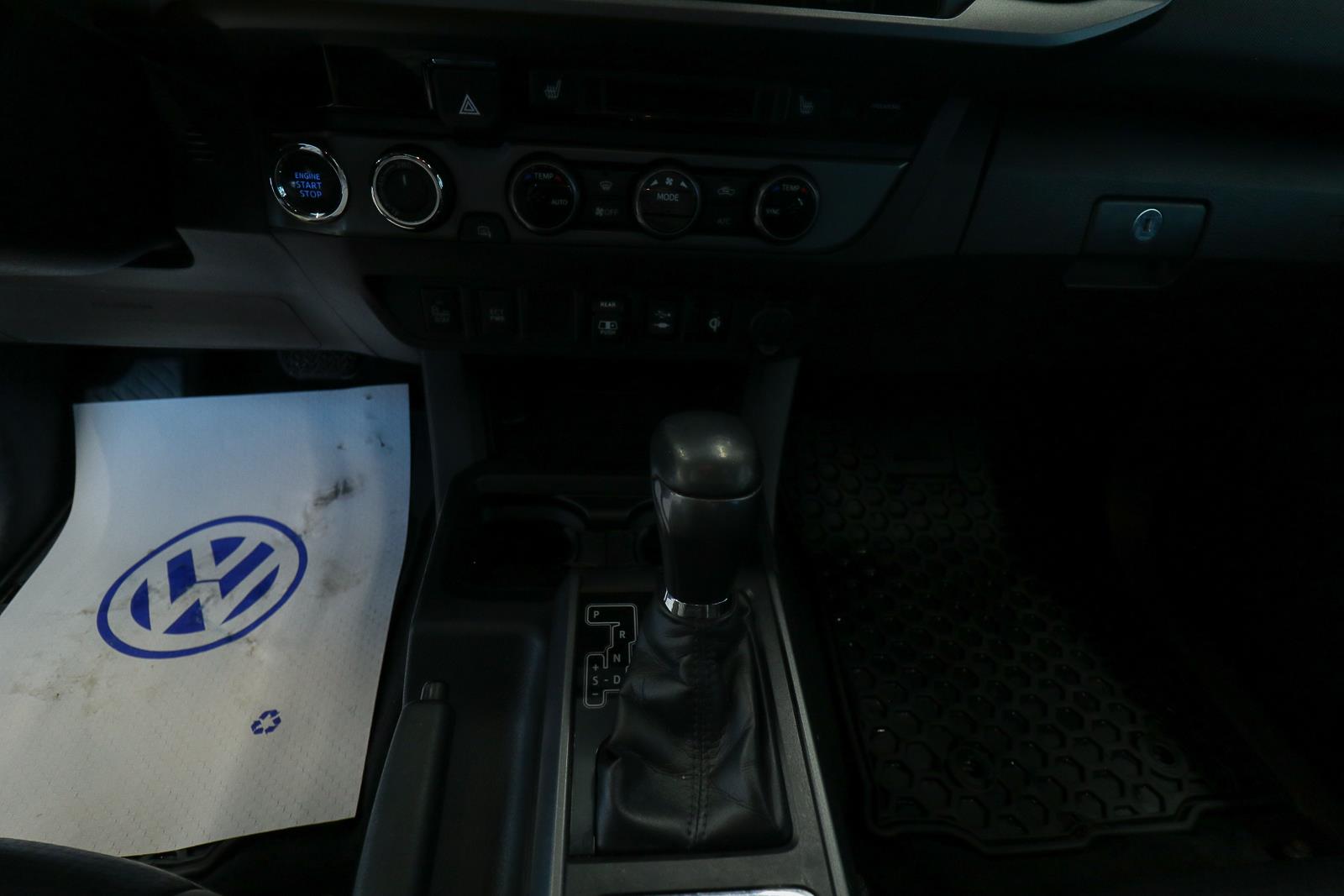 toyota Tacoma 2018 - 14