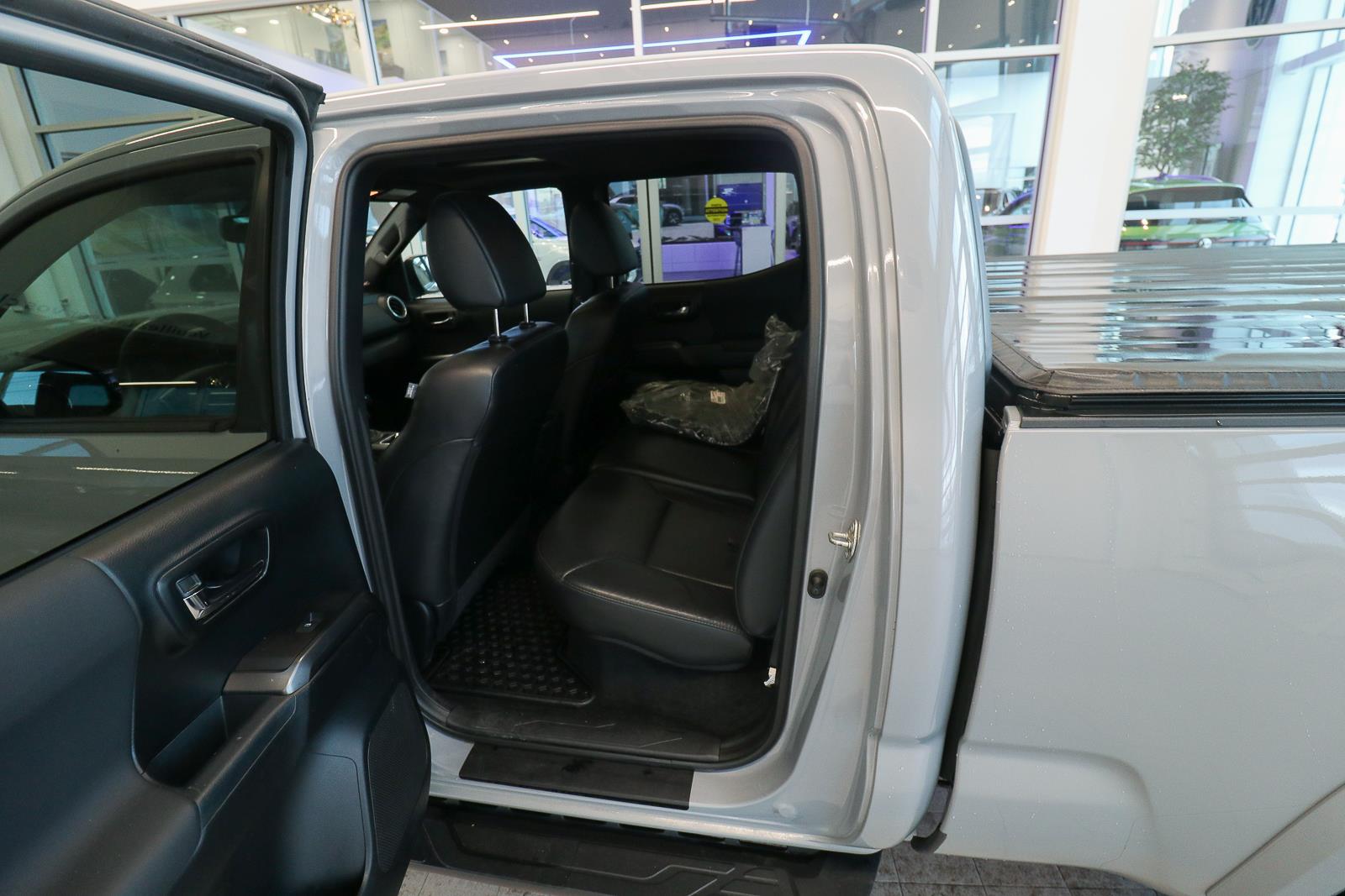 toyota Tacoma 2018 - 15