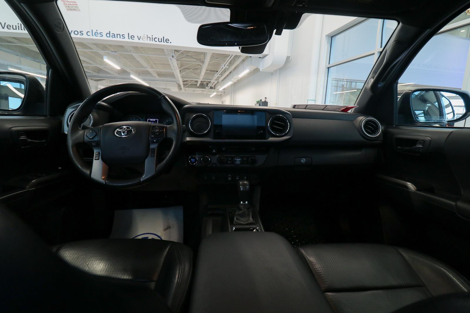 toyota Tacoma 2018 - 16