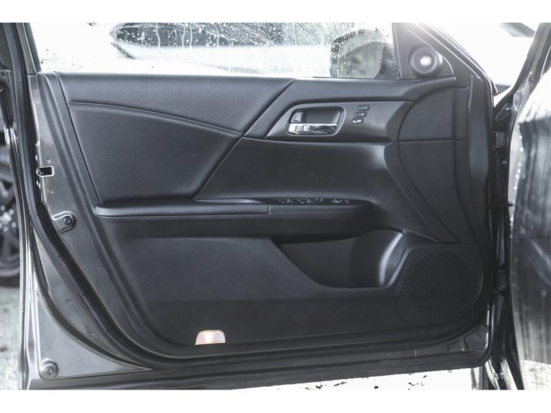 honda Berline Accord 2015 - 13