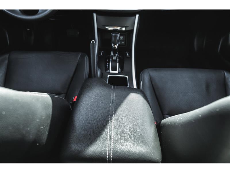 honda Berline Accord 2015 - 26