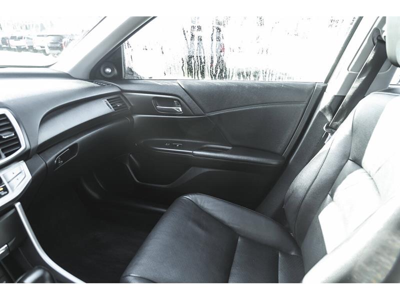 honda Berline Accord 2015 - 37