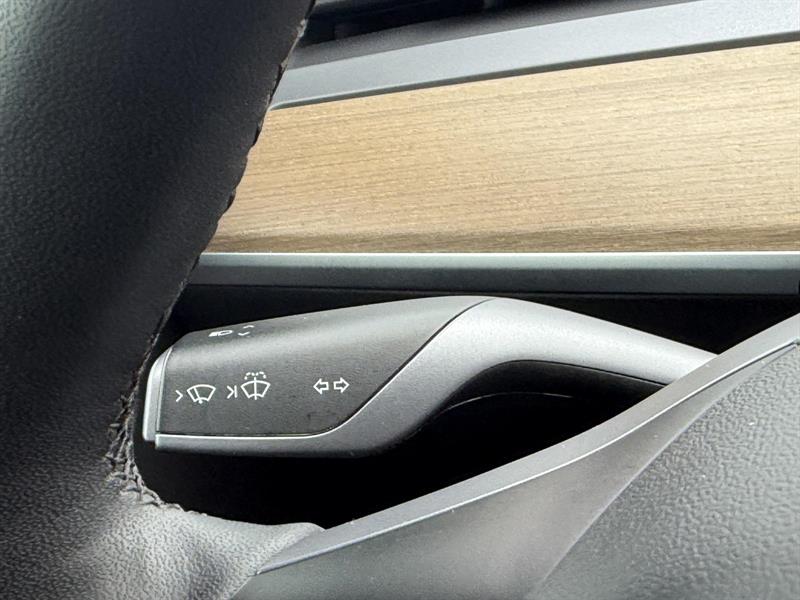 tesla Model 3 2021 - 12